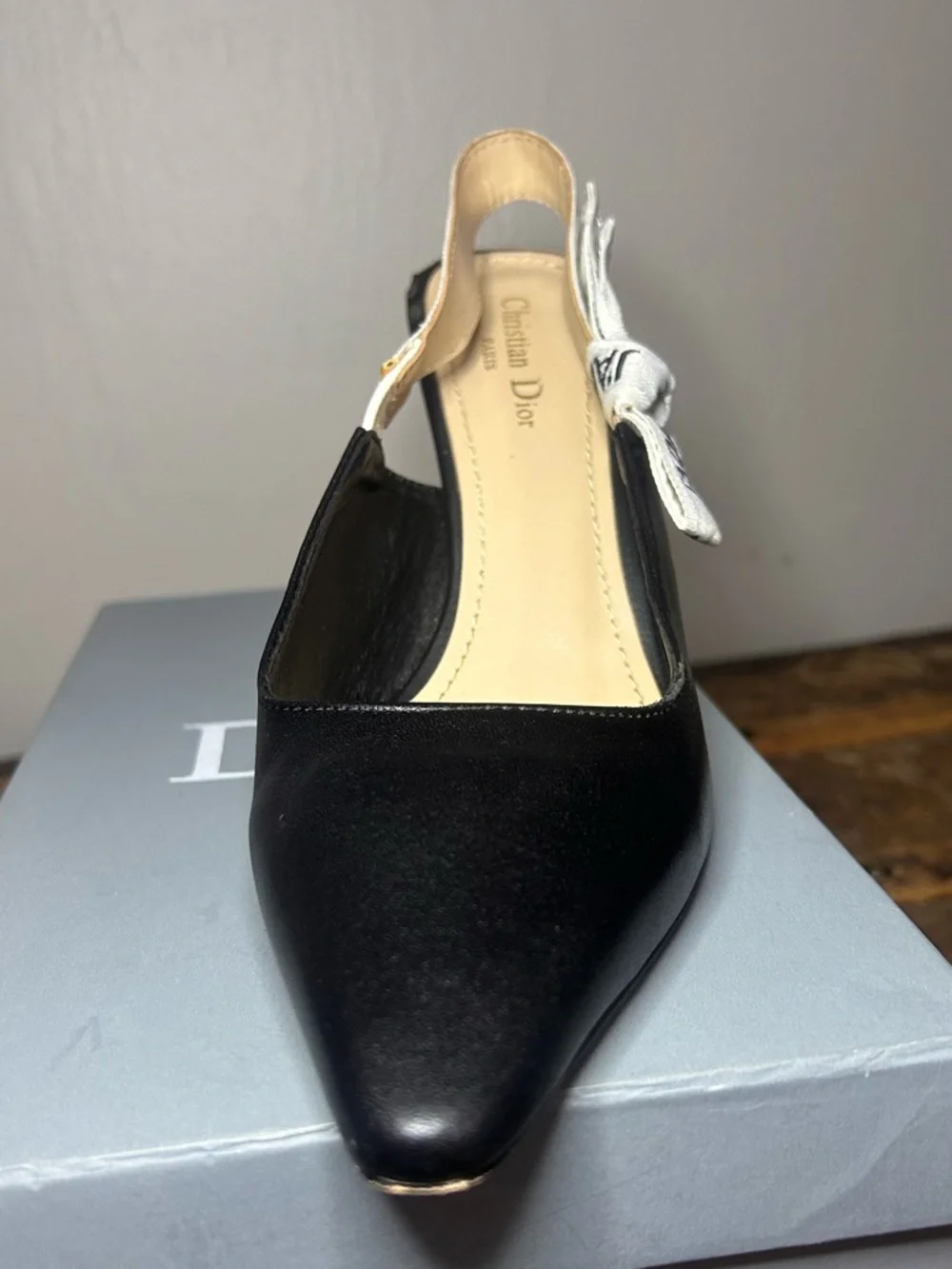 AUTHENTIC Christian Dior J’Adior Slingback Pump | EU 39D / US 8 | Black Leather - Picture 12 of 14